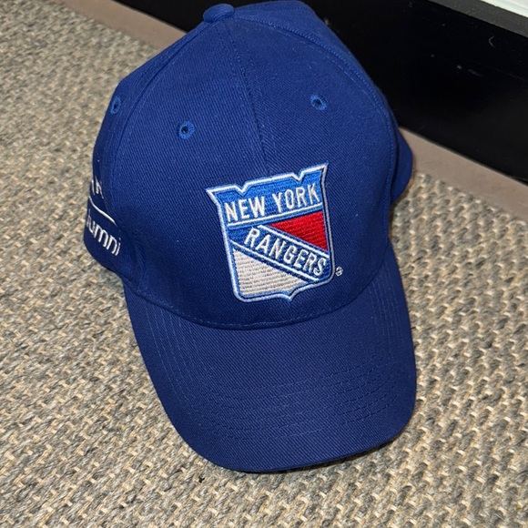 New York Rangers Blue Cap NYU Alimni - Picture 2 of 4